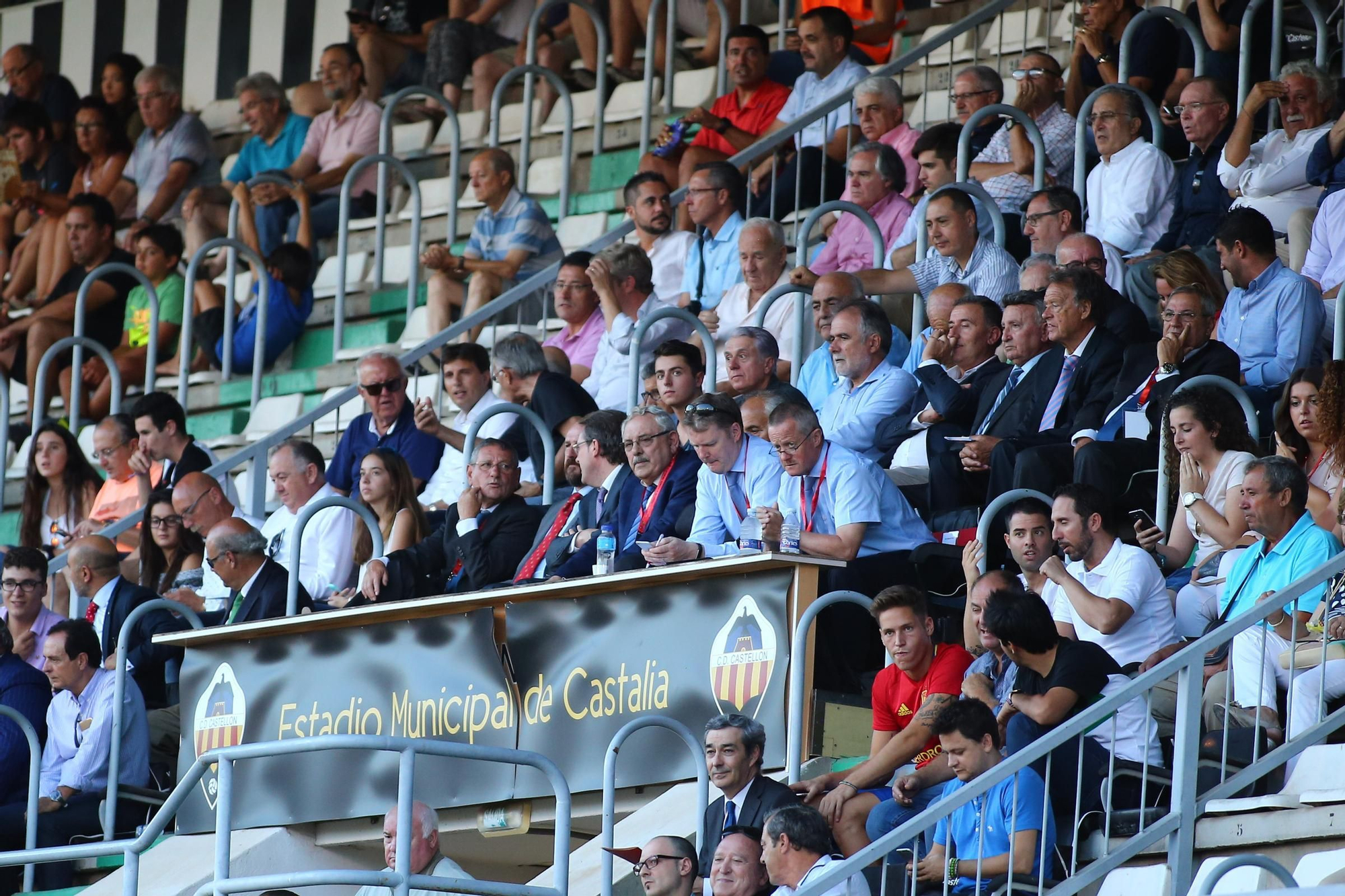 Galería | Búscate en las últimas visitas de la selección española al SkyFi Castalia