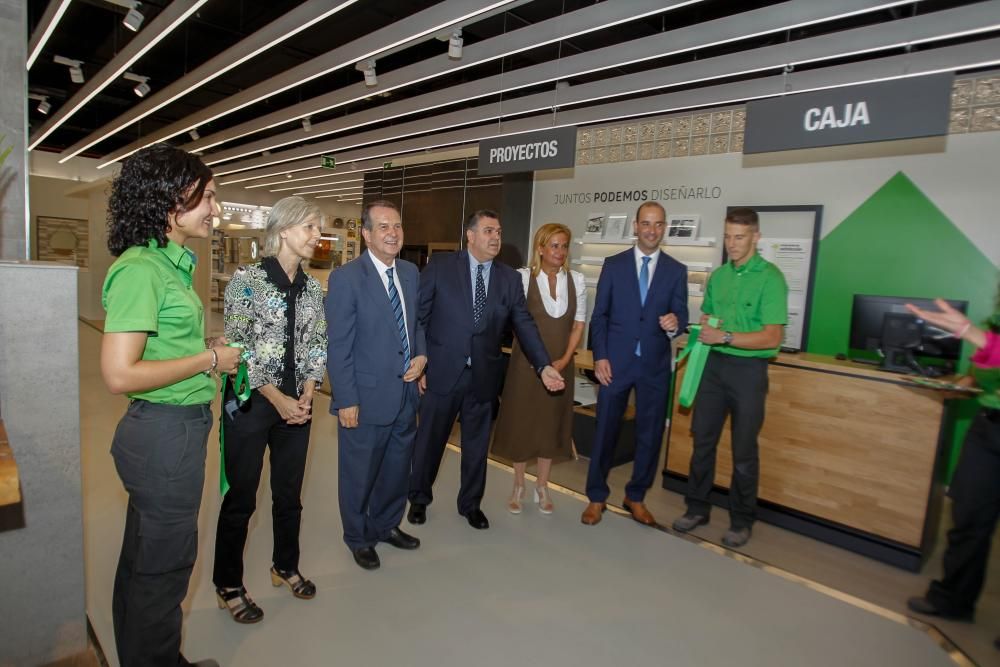 Leroy Merlin inaugura su primera tienda en Vigo