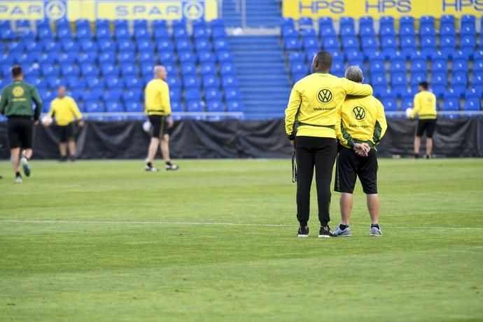 DEPORTES 05-03-19  LAS PALMAS DE GRAN CANARIA.  Primer entrenamiento de Pepe Mel. FOTOS: JUAN CASTRO