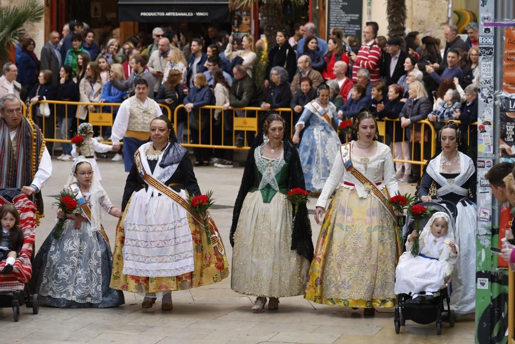 Búscate en la llegada a la plaza de la Virgen