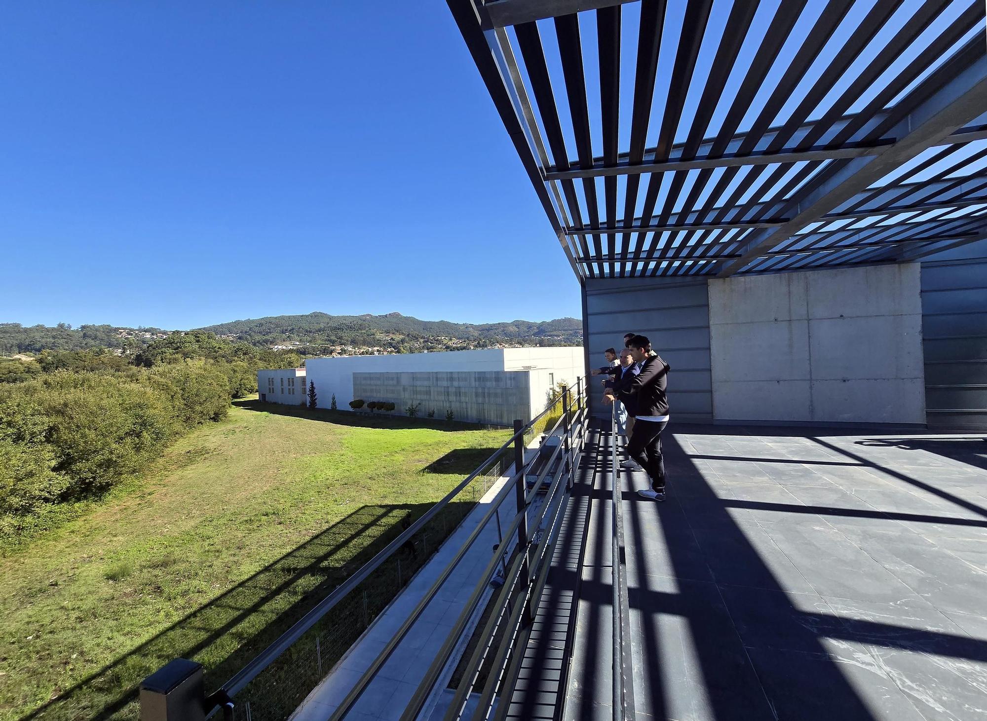 Visita a las nuevas naves de la Zona Franca para empresas tecnológicas en Pordo do Molle