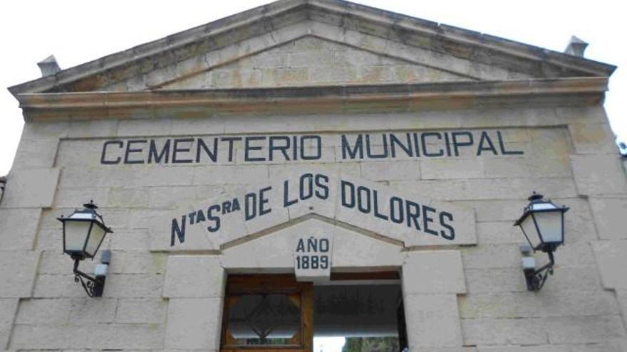 Crevillent cierra el Cementerio y suspende el mercadillo