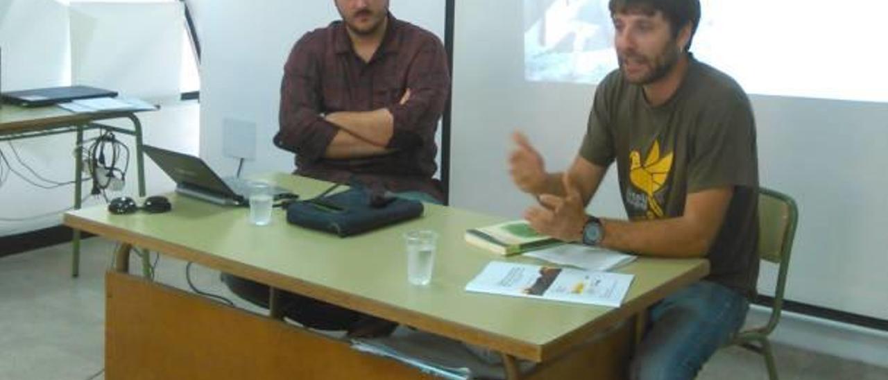 Andreu Escrivà y dani Muñoz, en la presentación del libro.