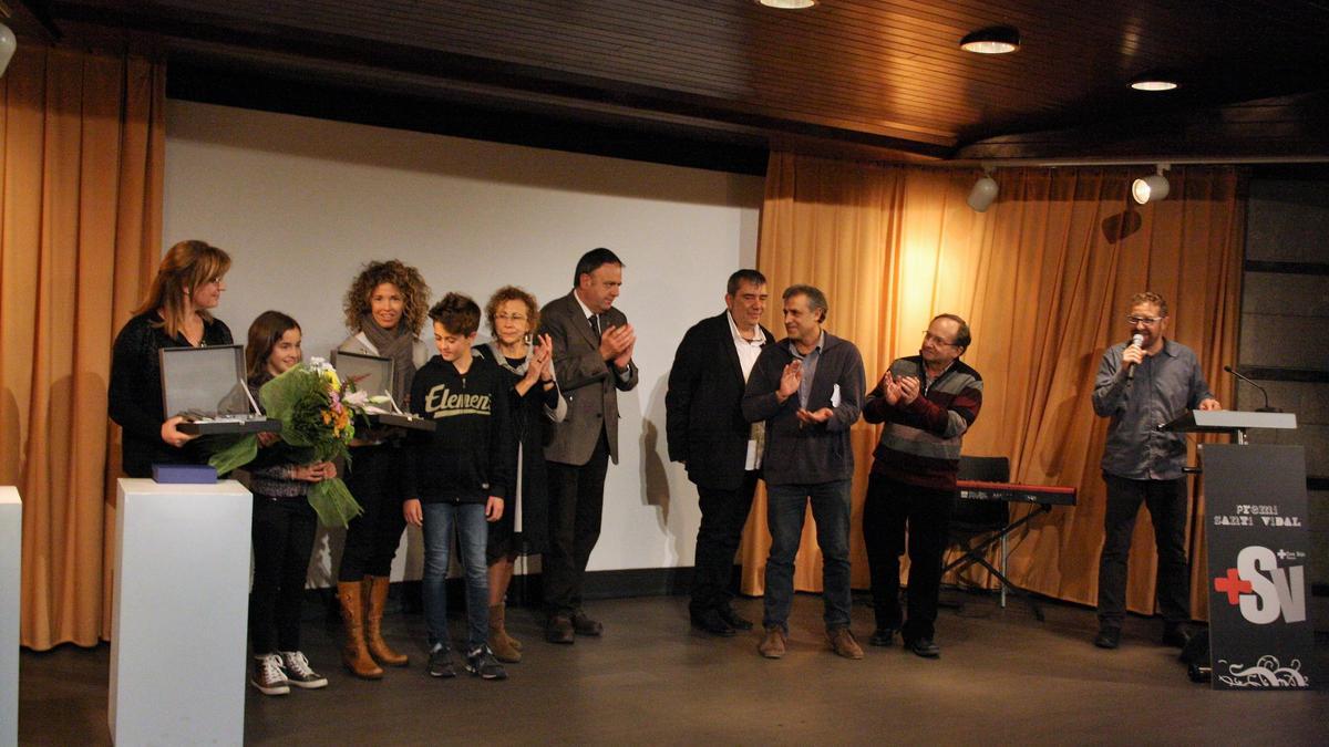 Lliurament del Premi Santi Vidal, el 2015, que va rebre la família de la cooperant Flors Sirera