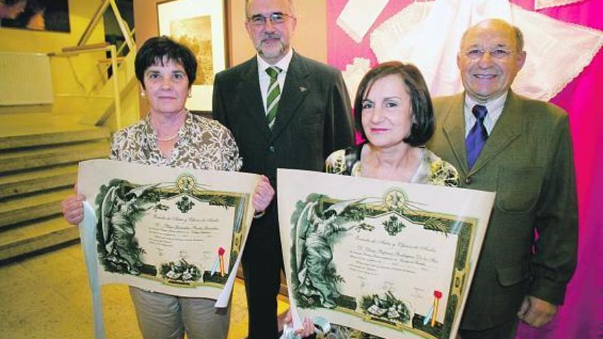 Las alumnas aplicadas de Artes y Oficios, con premio