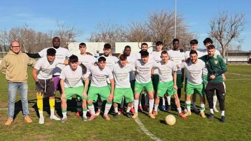 El Sant Miquel aprofita el foc creuat per recuperar el lideratge