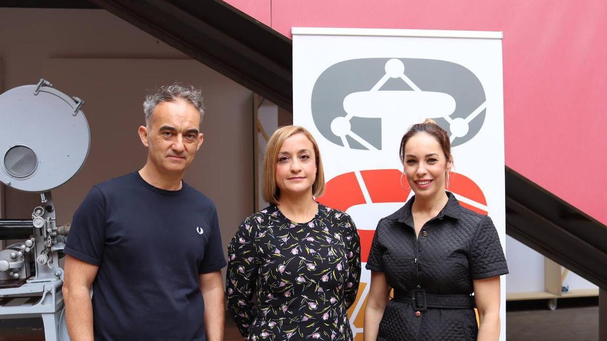 Pablo San José, Cynthia Viera y Guacimara Medina en el CCA Gran Canaria.jpg