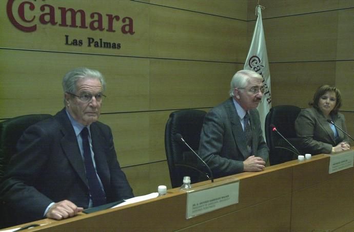 GARRIGUES WALKER EN LA CAMARA DE COMERCIO