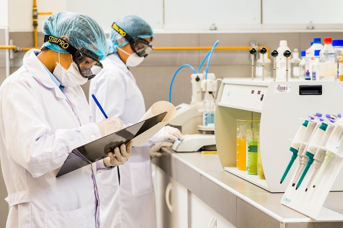 La industria química presiona para relajar controles, denuncia la EBB