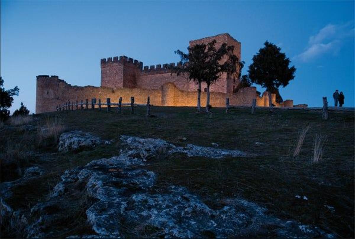 La Torre de Homenaje
del Castillo
de Pedraza, que fue
construido entre
los siglos XIV
y XVI, sirvió