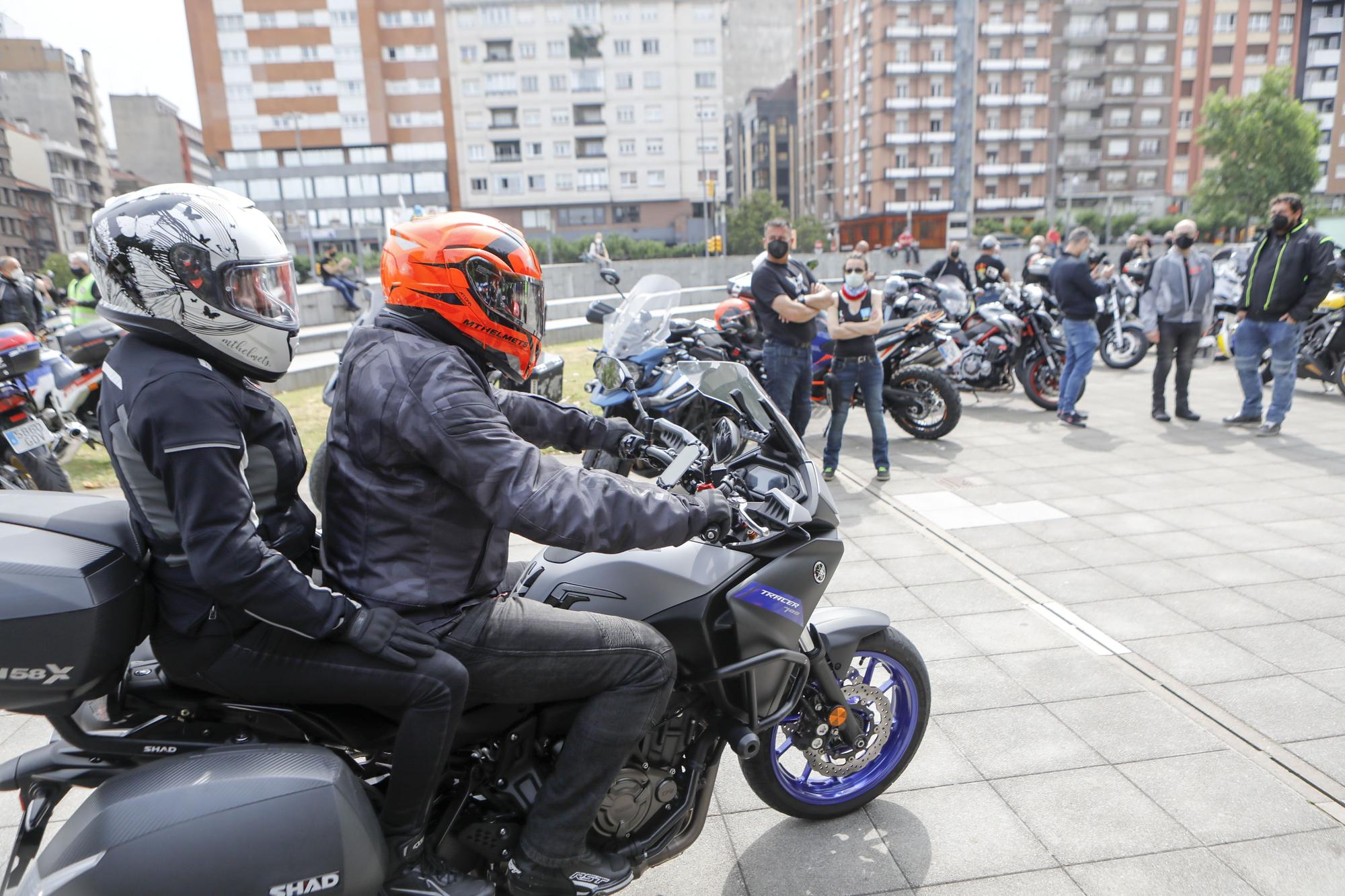 Concentración motos en Gijón