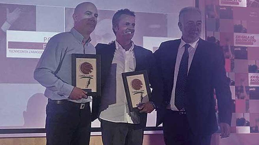 La Federación de Castilla y León premia al técnico como Mejor Entrenador.