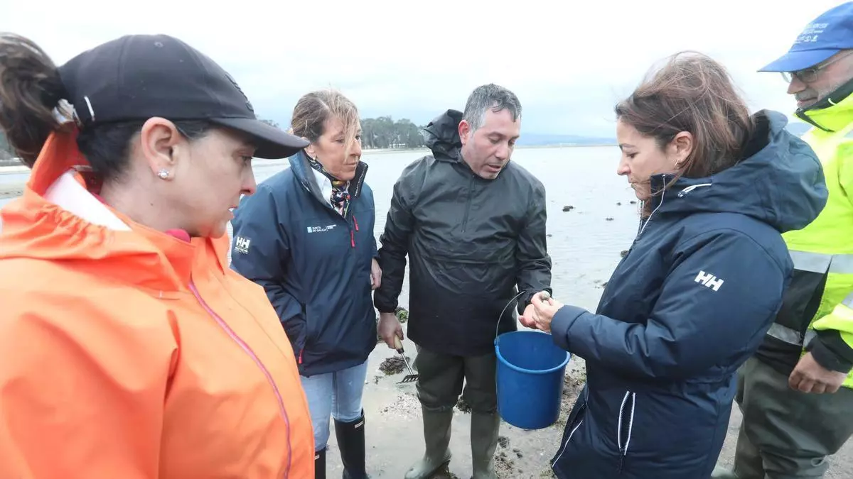 Las riadas ya pasan factura al sector y Mar vincula las ayudas a los estudios de mortandad