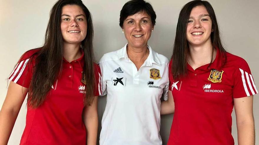 María Méndez, Toña Is y Paula Suárez, en la concentración de la selección española sub-17 en Uruguay.