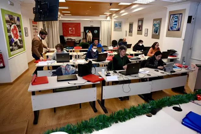 La comarca pierde un centenar de autónomos este año, una caída que castiga a comercio y hostelería