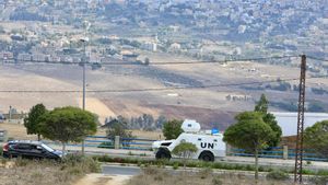 Un vehículo de la ONU realiza una patrulla en el sur de Líbano -