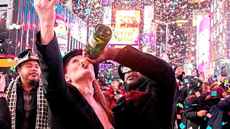 Un fin de año en Times Square en Nueva York. / EFE