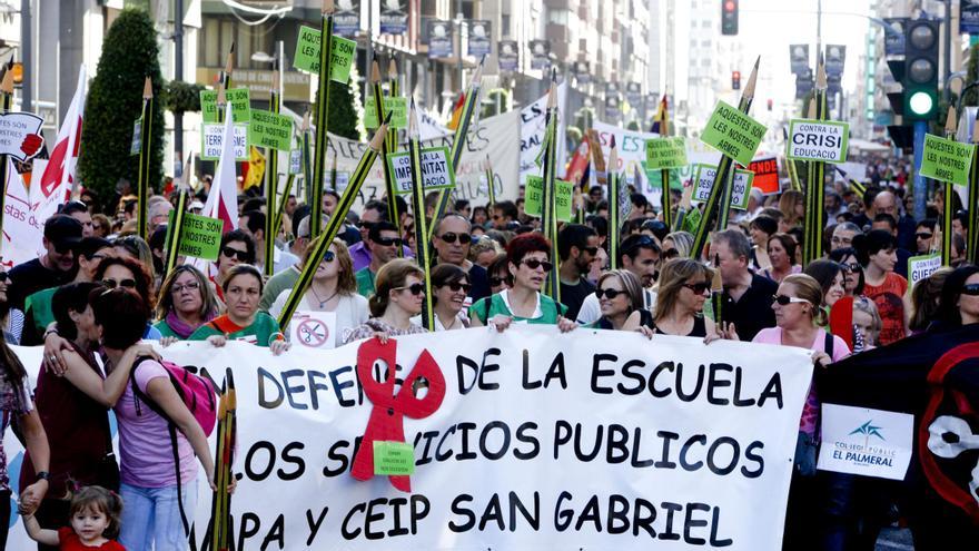 La plataforma en defensa de la enseñanza pública convoca una huelga general el 23 de mayo