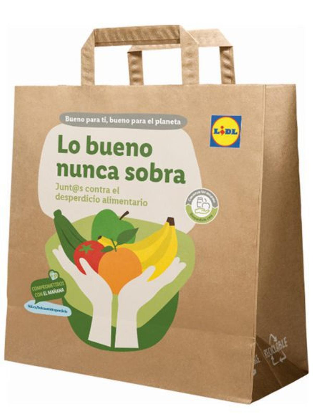 Mit Obst und Gemüse: die Anti-Verschwendungstüten von Lidl.