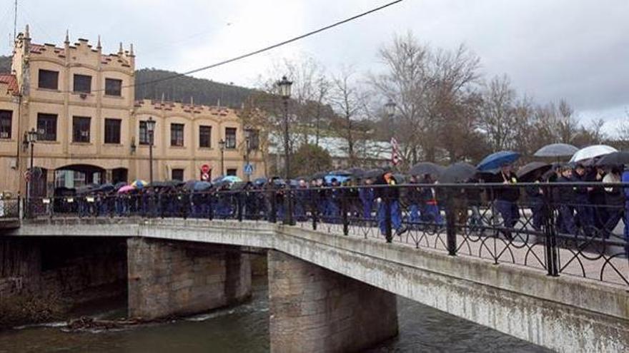 Santa Bárbara retira la denuncia por injurias contra los despedidos de Trubia