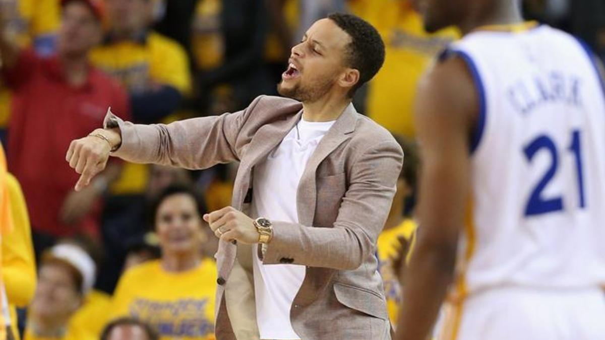 Curry está empeñado en volver antes de las dos semanas que le recomendaron