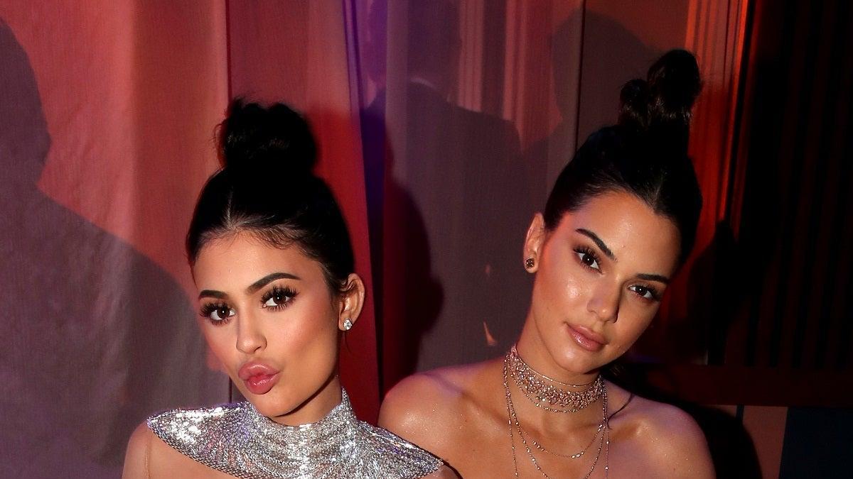 Kylie y Keºndall Jenner en la afterparty de los Globos de Oro 2017