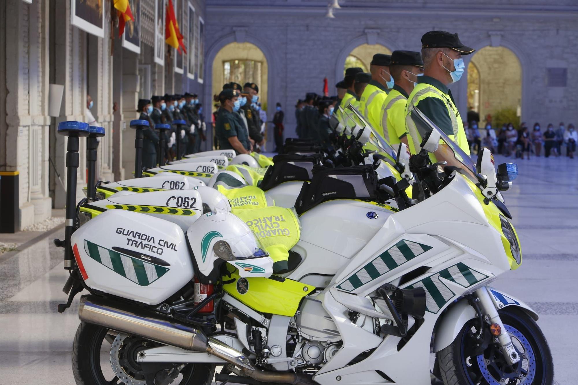 Alicante rinde homenaje a la patrona de la Guardia Civil