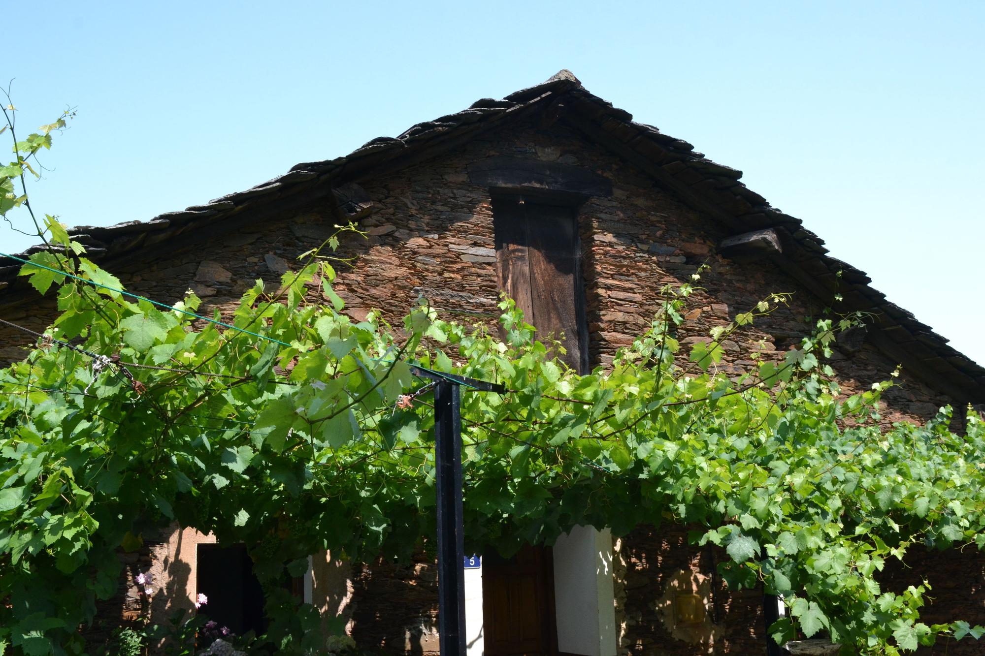 San Emiliano (Allande), un pueblo que se engancha al corazón