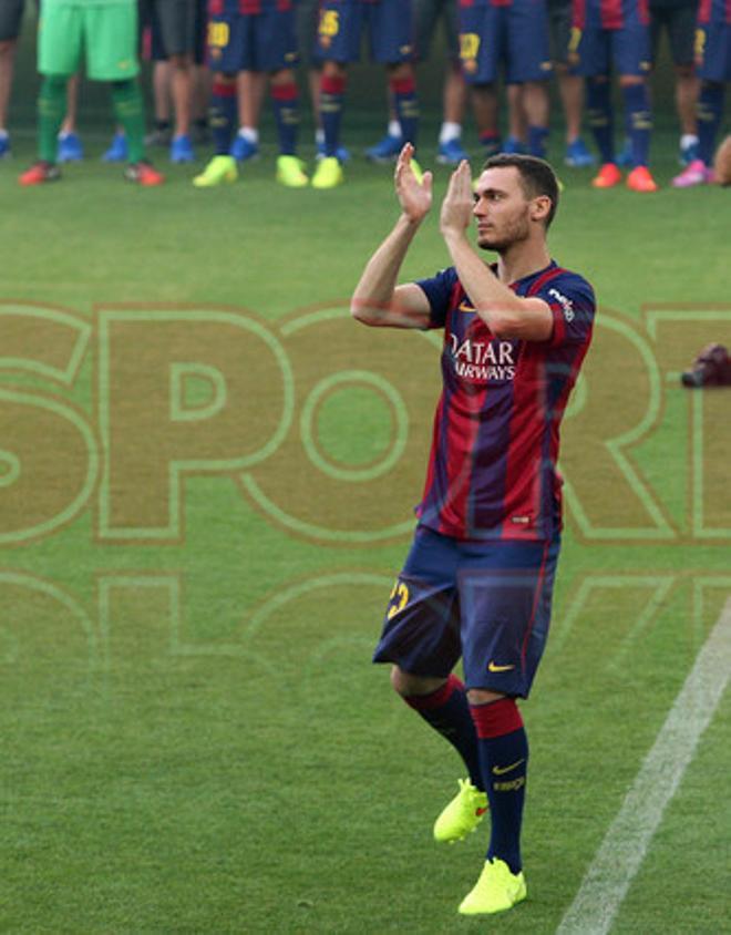 Aquí tienes las mejores fotografías de la presentación del primer equipo ante la afición culé en el Gamper