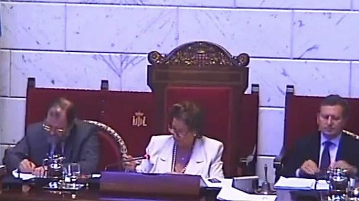 Pleno del Ayuntamiento de Valencia donde Rita Barberà sufre la rima fácil del ’25’.