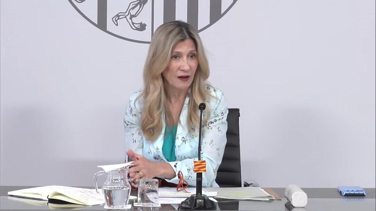La vicepresidenta del Gobierno de Aragón, Mar Vaquero, en rueda de prensa tras el Consejo de Gobierno, este miércoles.