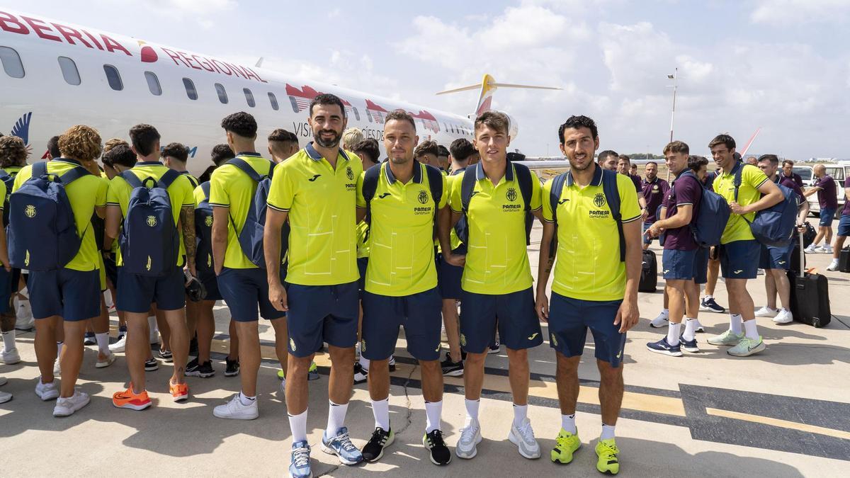 Pablo Íñiguez y Alberto del Moral, junto a Raúl Albiol y Dani Parejo, en el viaje a Suiza.