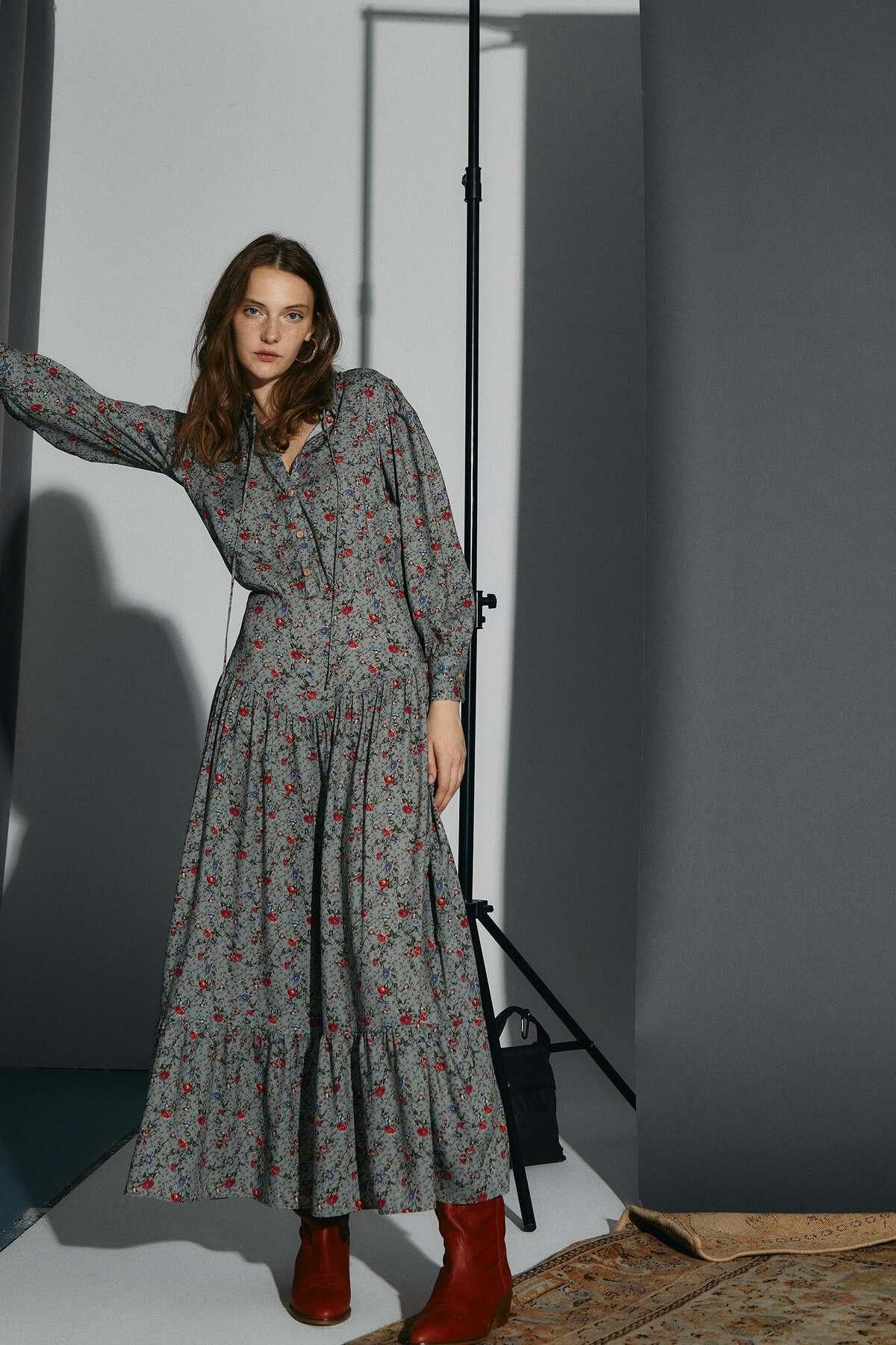 Vestido midi de estampado floral de Slowlove