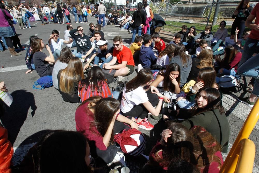 Búscate en la mascletà del 12 de marzo