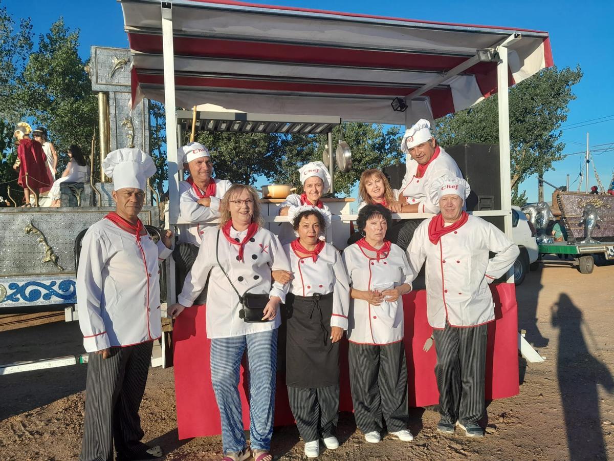 GALERÍA | Morales de Toro se mete de lleno en las fiestas con un desfile de carrozas y disfaces GALERÍA | Morales de Toro se mete de lleno en las fiestas con un desfile de carrozas y disfaces