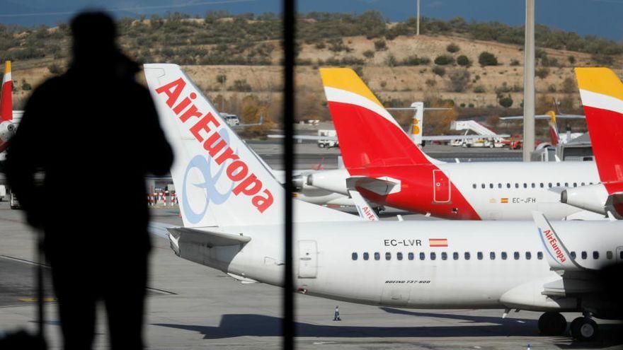 Aviones de Iberia y Air Europa en el Aeropuerto de Barajas