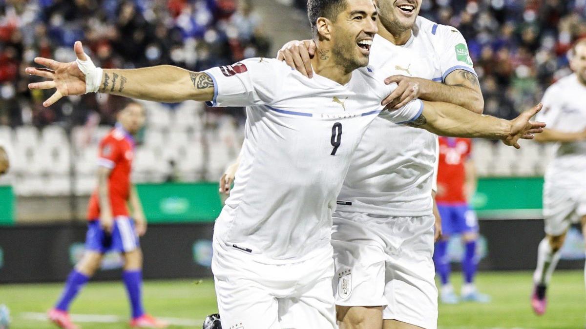 Luis Suárez celebra su gol ante Chile.