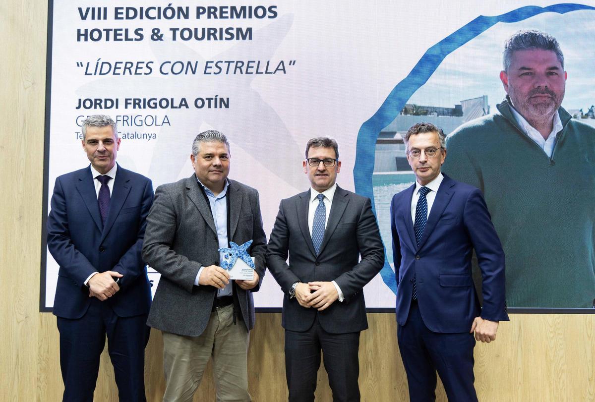 El gironí Jordi Frigola rep el premi.