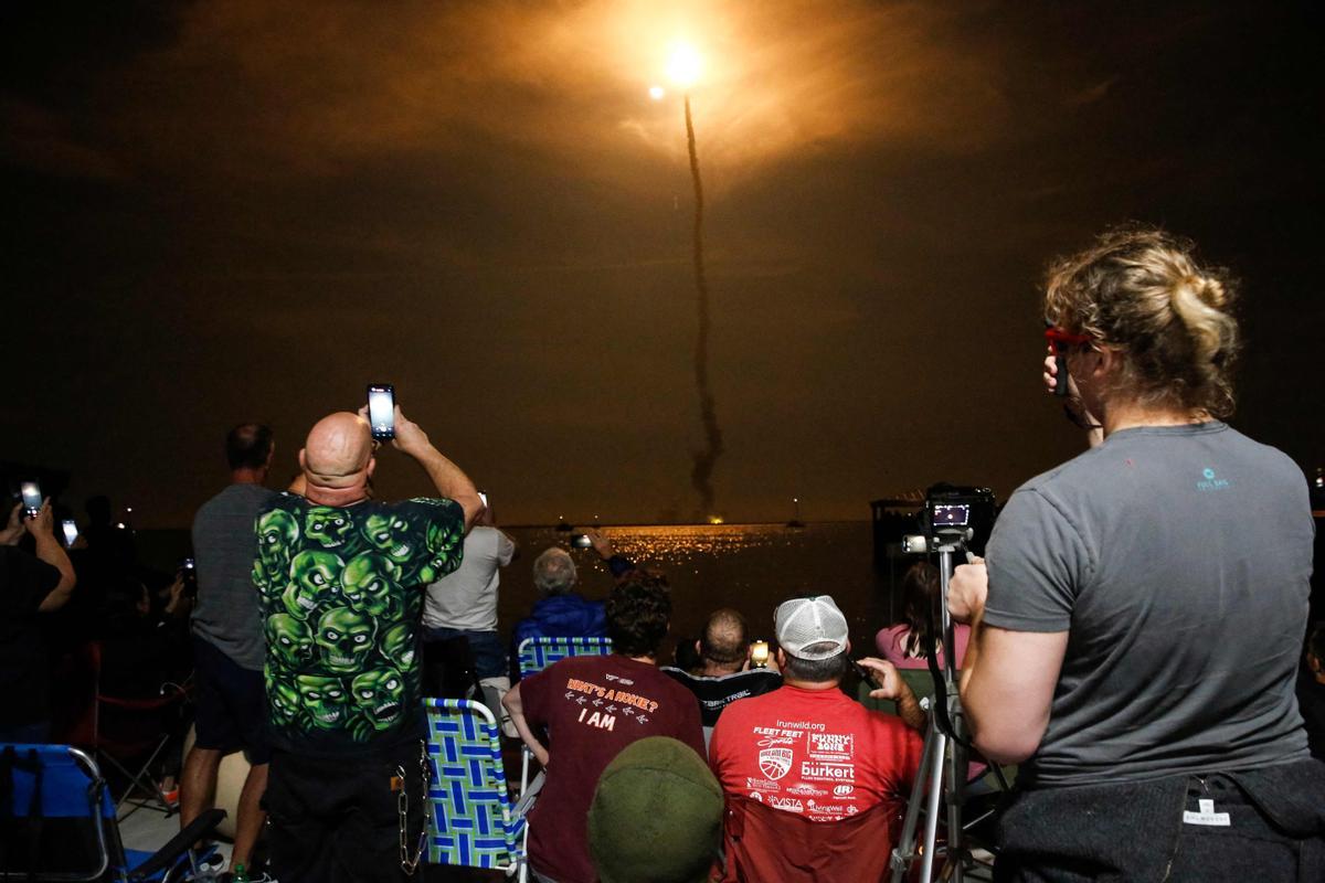 Lanzado con éxito el cohete de la misión Artemis a la Luna