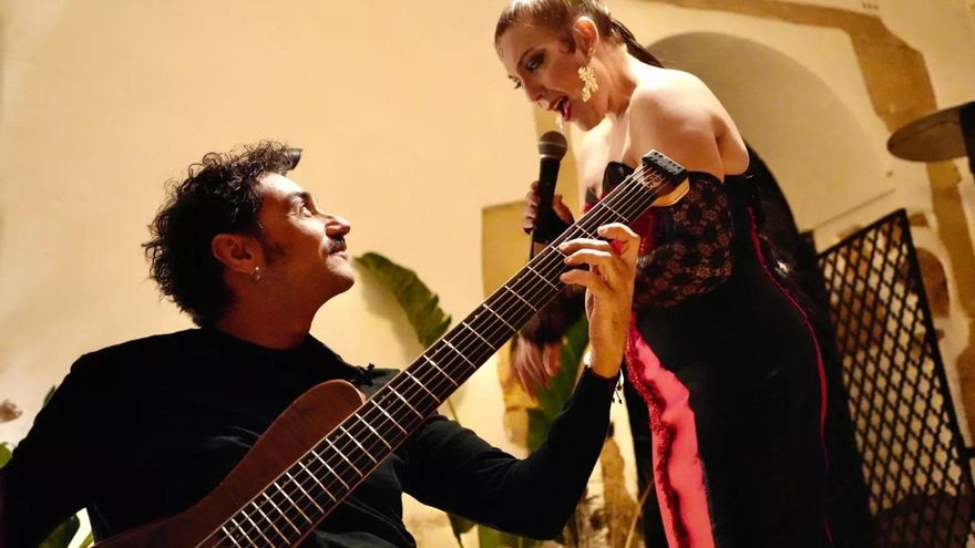 La Trini estrena este viernes 21 su espectáculo &#039;Bajo el hilo rojo&#039; en la iglesia de La Magdalena