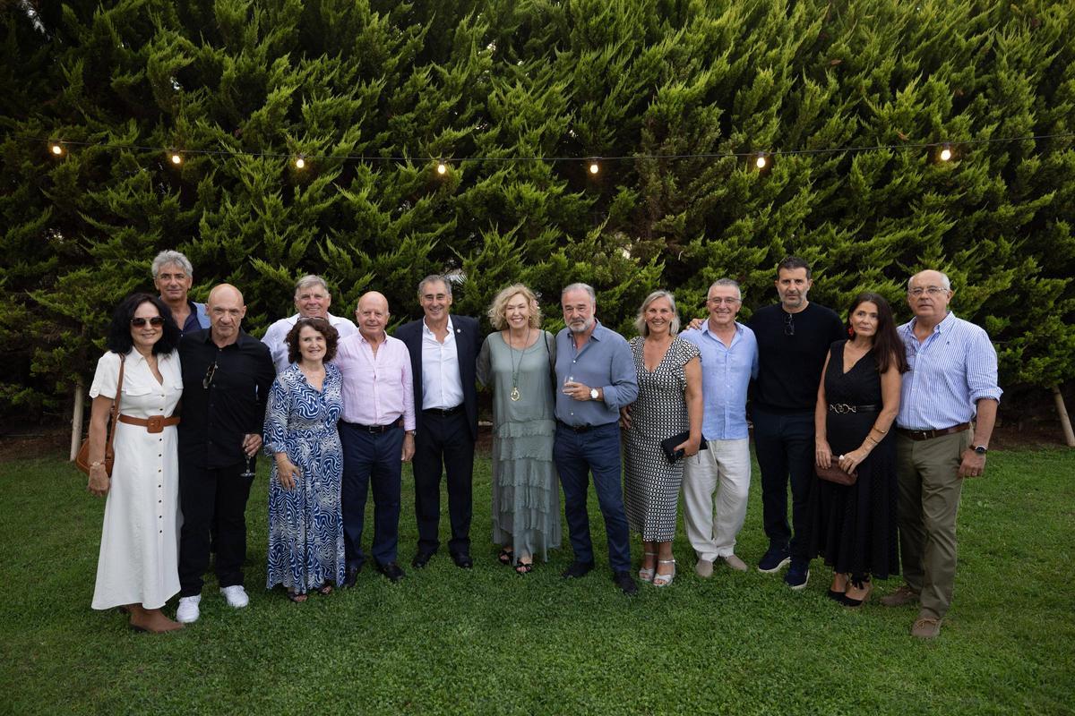 El comisario de la Policía Nacional de Ibiza se despide con una multitudinaria cena