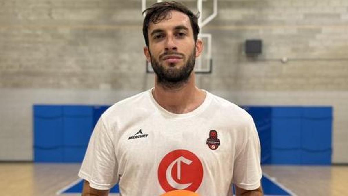 Sergi García, este martes en el Príncipe Felipe.