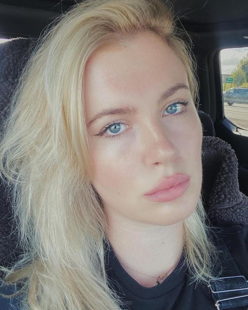 Ireland Baldwin tiene una mirada que engancha