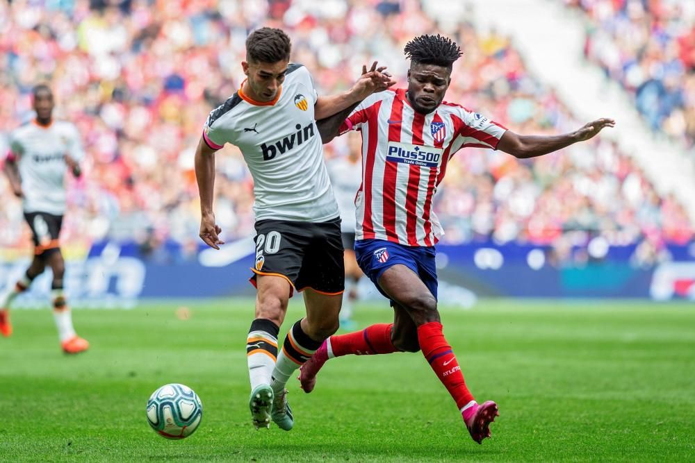 Atleti - Valencia CF: Las mejores fotos del duelo