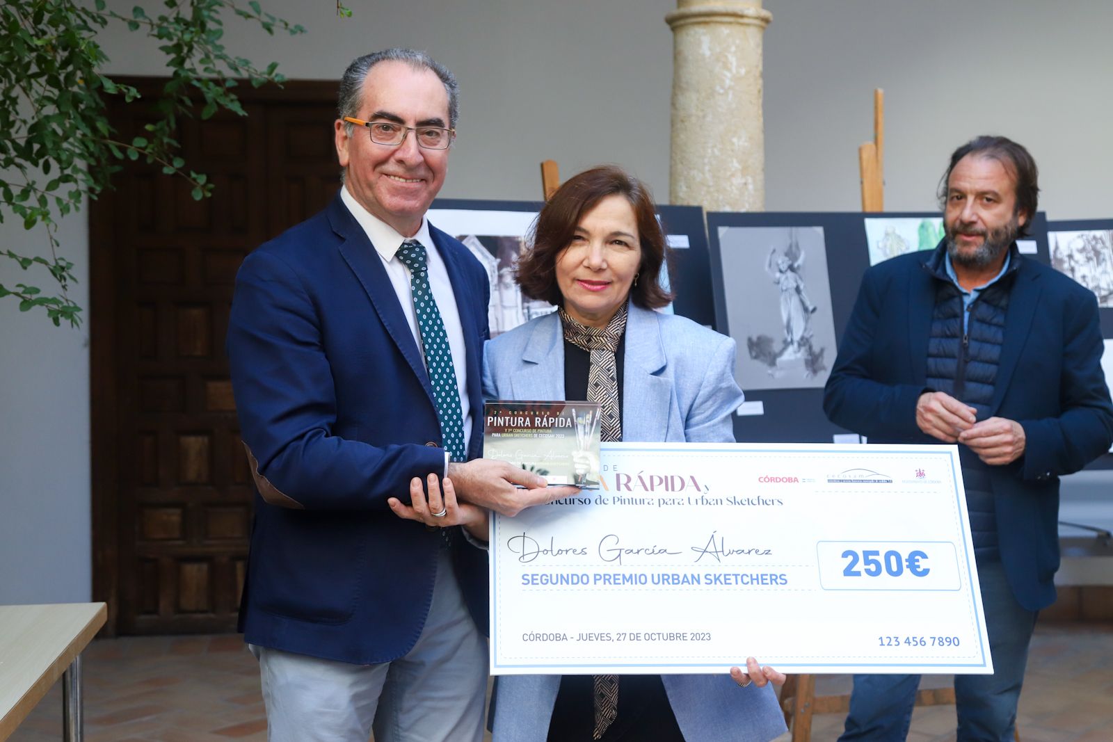 CÓRDOBA y Cecosam entregan unos premios "aliciente" para la pintura rápida y los 'urban sketchers'