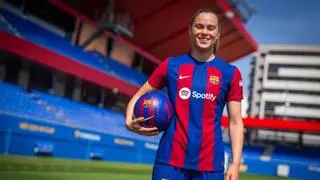 Oficial: Ewa Pajor ficha por el Barça hasta 2027