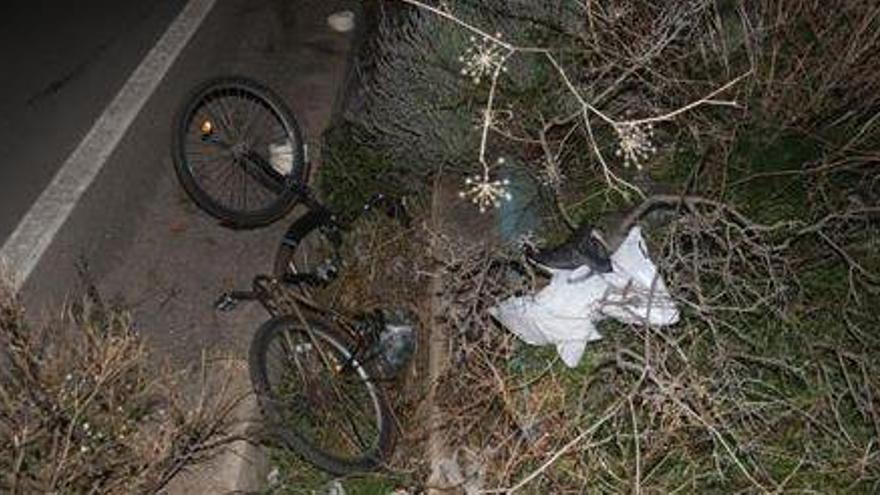 Una furgoneta arrolla a un ciclista que iba sin luz en Burriana