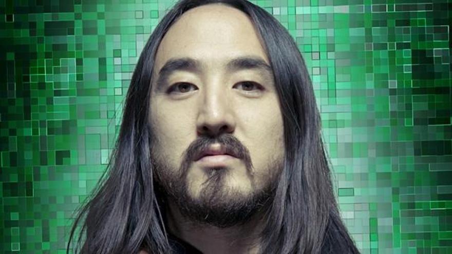 Steve Aoki vuelve a un Arenal que ficha a Crystal Fighters