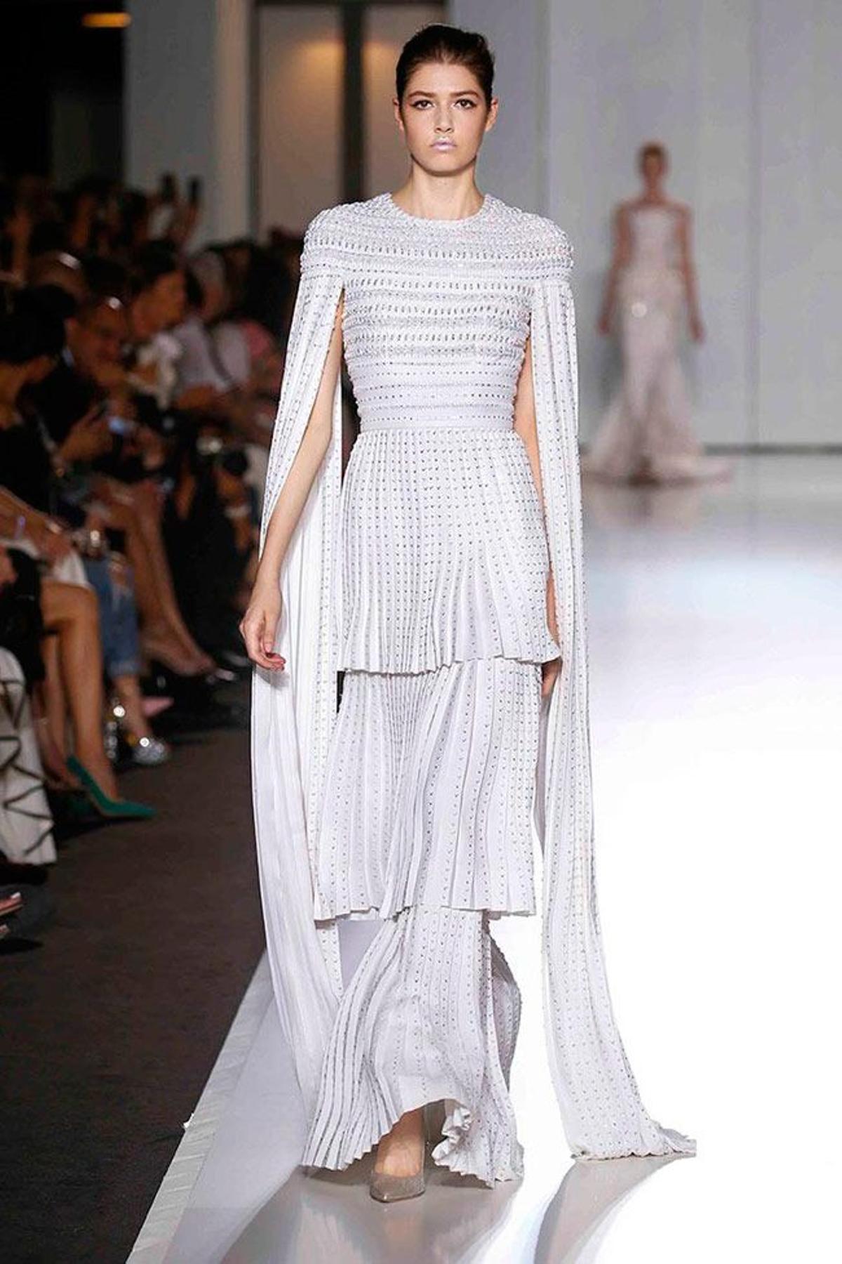 Vestido de novia de Ralph & Russo para Meghan Markle: con capas