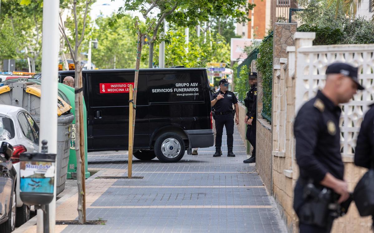 Mueren dos personas tras desplomarse un andamio en un edificio de 18 plantas en Benidorm